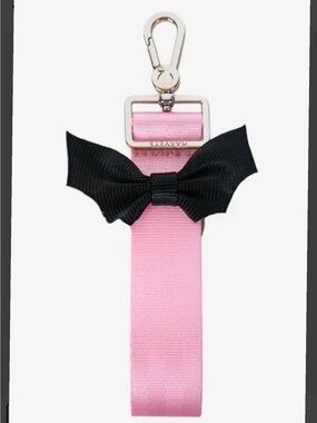 Harveys Seatbelt Bag Petal Pink Bat Bow CNG Click N Go Keychain